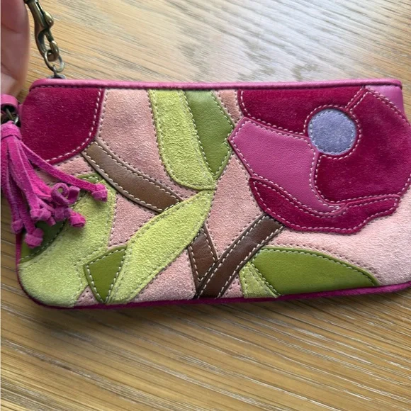 Coach RARE Suede and Leather Poppies for Peace Wristlet. - Picture 4 of 11